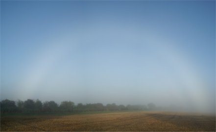 Full fogbow without polariser