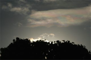 Iridescence above the sun